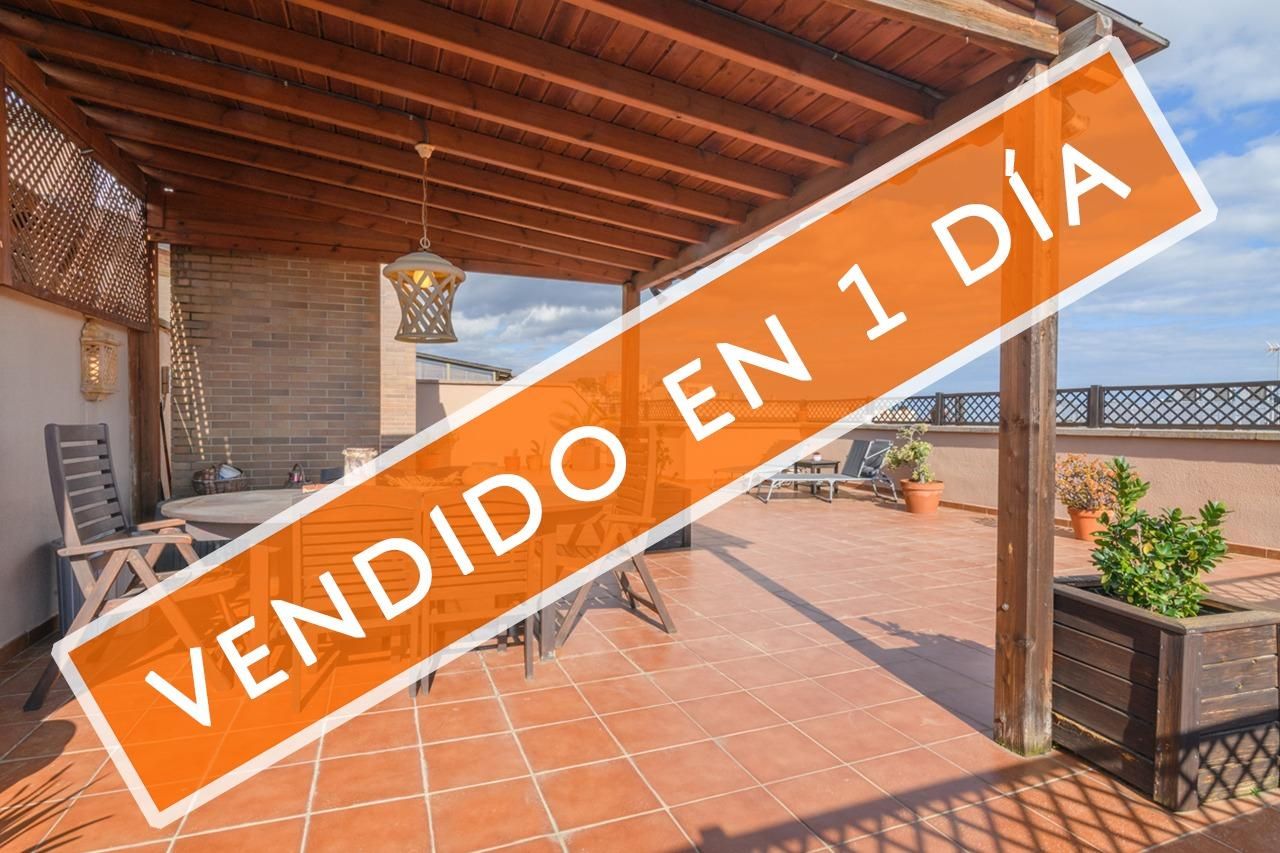 Jardí de Àtic en venda en Castelldefels amb Calefacció, Terrassa i Traster