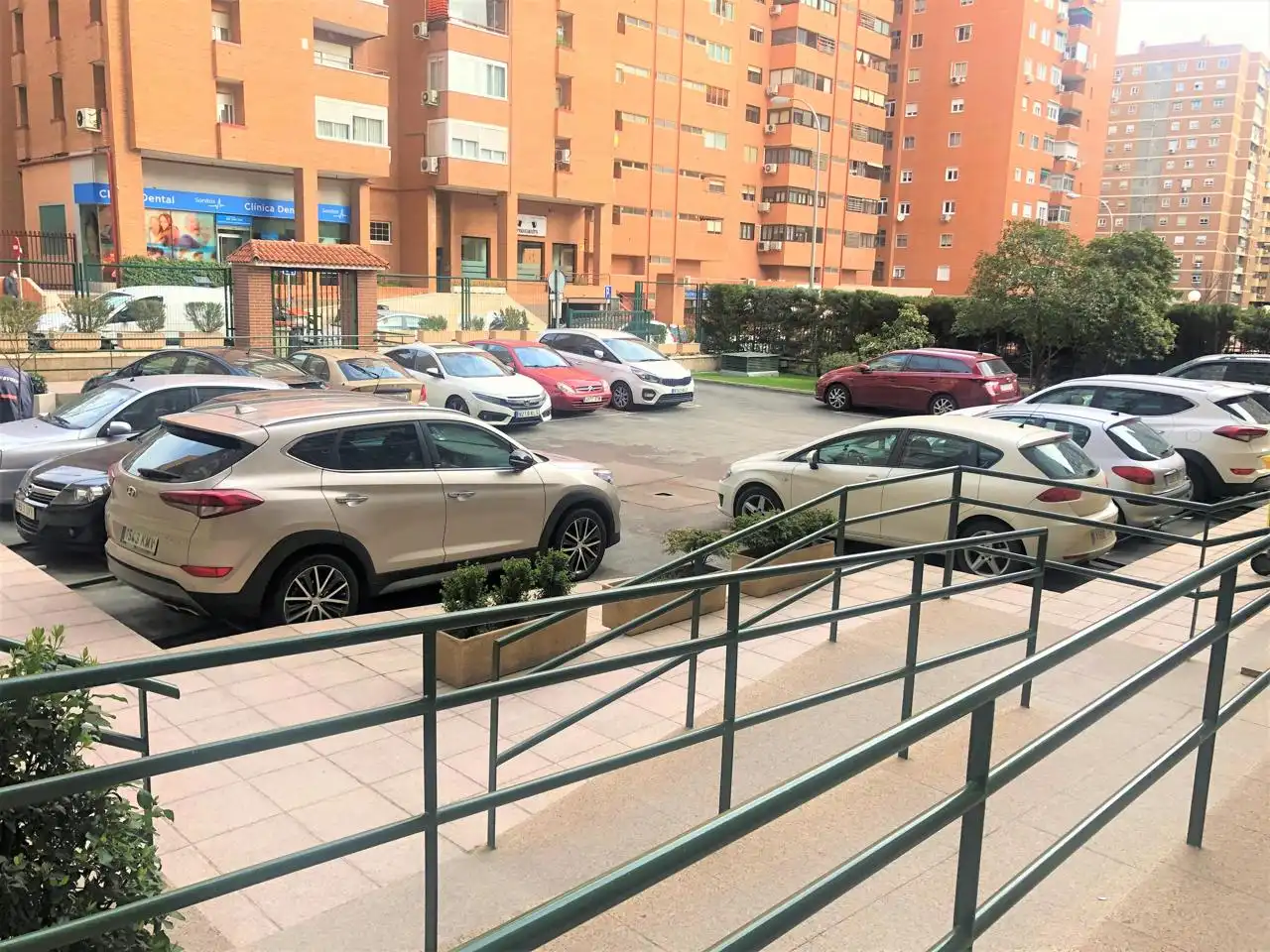 Parking de Piso en venta en Madrid con Calefacción, Parquet y Terraza