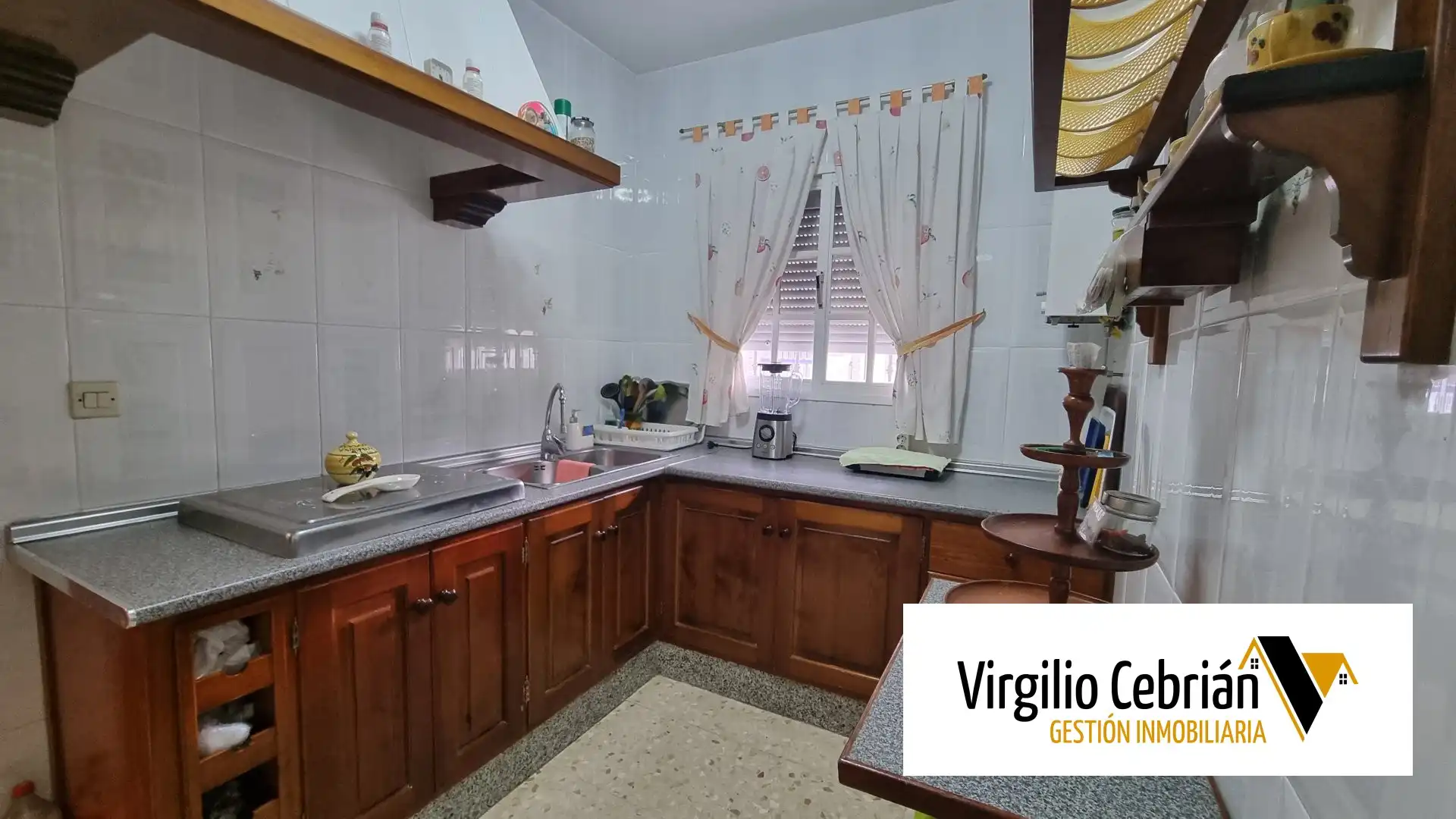 Cocina de Casa o chalet en venta en Chipiona con Jardín privado y Terraza