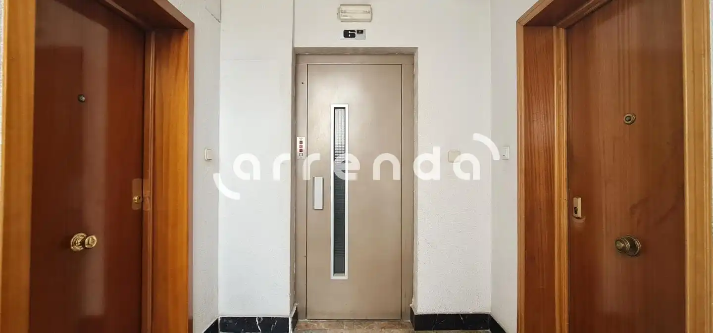 Flat for rent in Madrid  with Heating and Parquet flooring