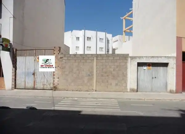 Terreni e lotti in vendita a Calle Carolina