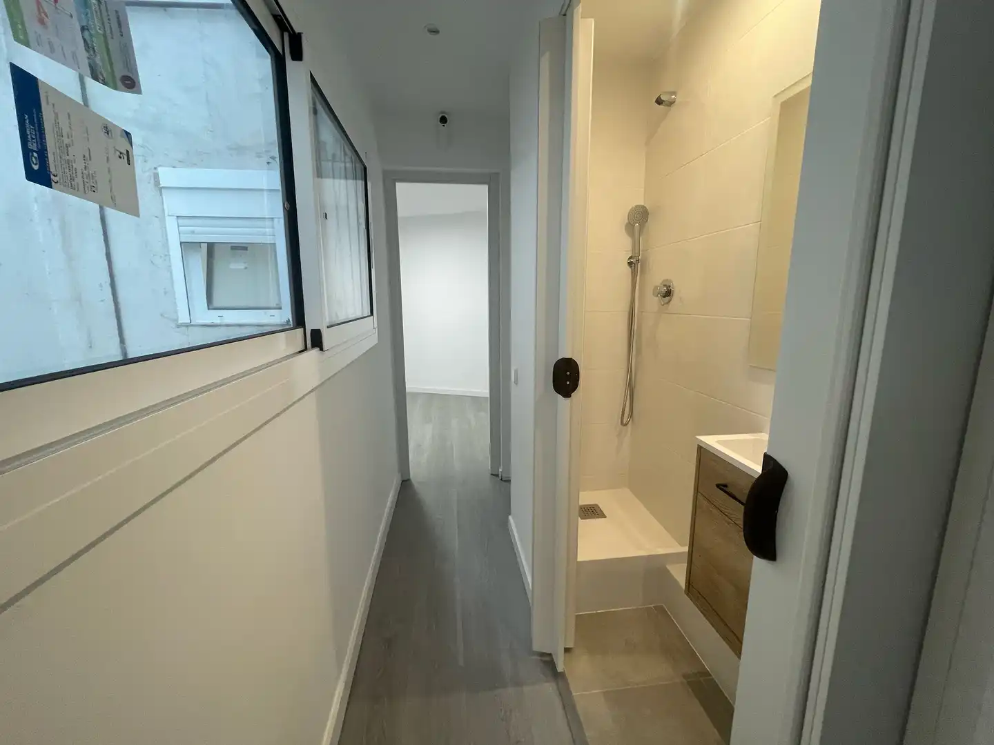 Bany de Àtic en venda en L'Hospitalet de Llobregat amb Terrassa