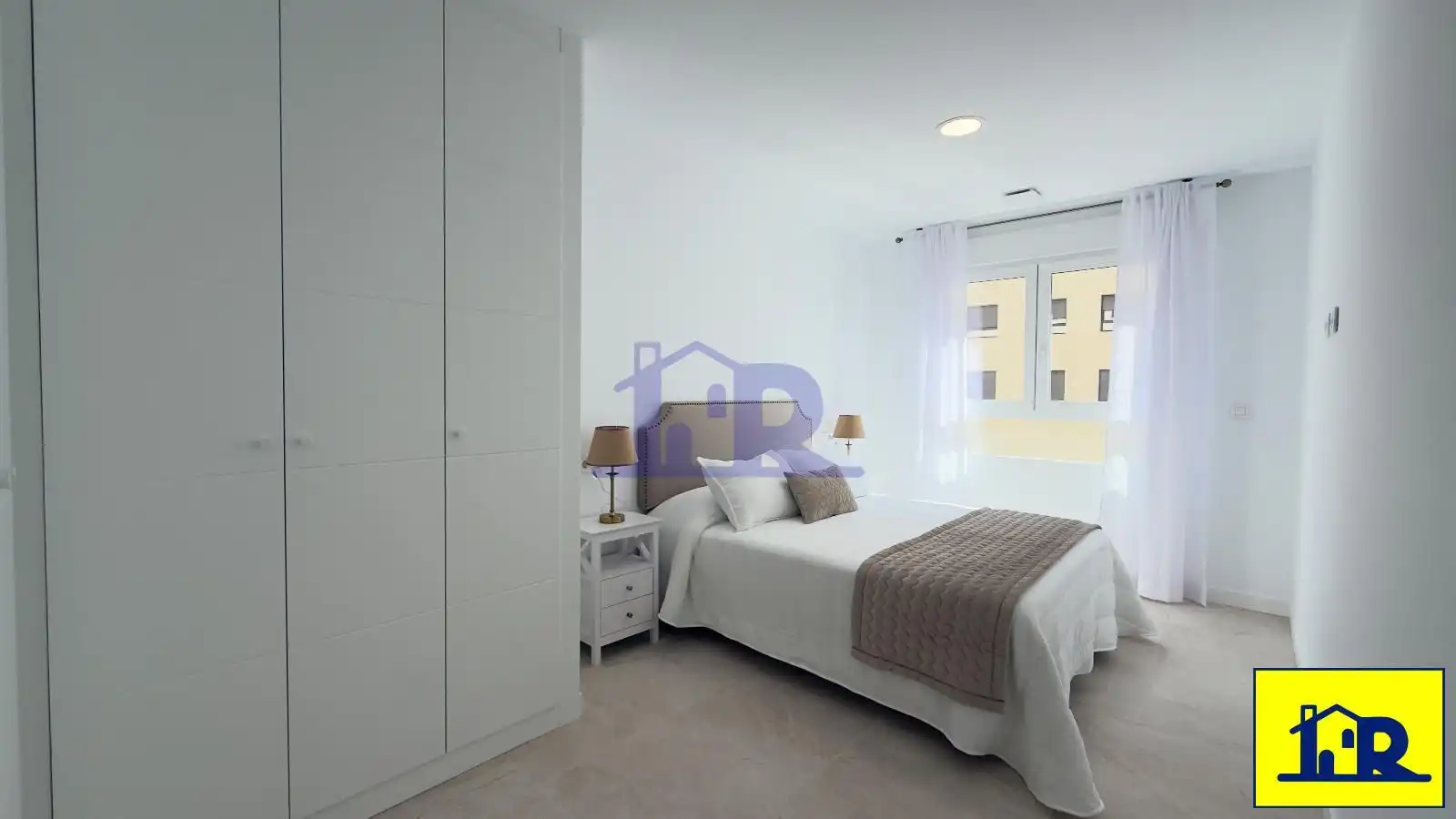 Schlafzimmer von Wohnung zur Miete in Cuenca mit Heizung, Abstellraum und Schwimmbad