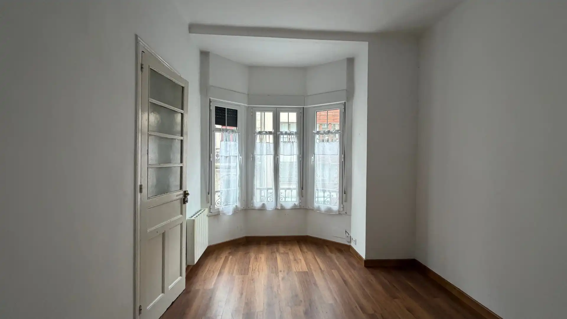 Sala de estar de Piso de alquiler en Gijón  con Balcón