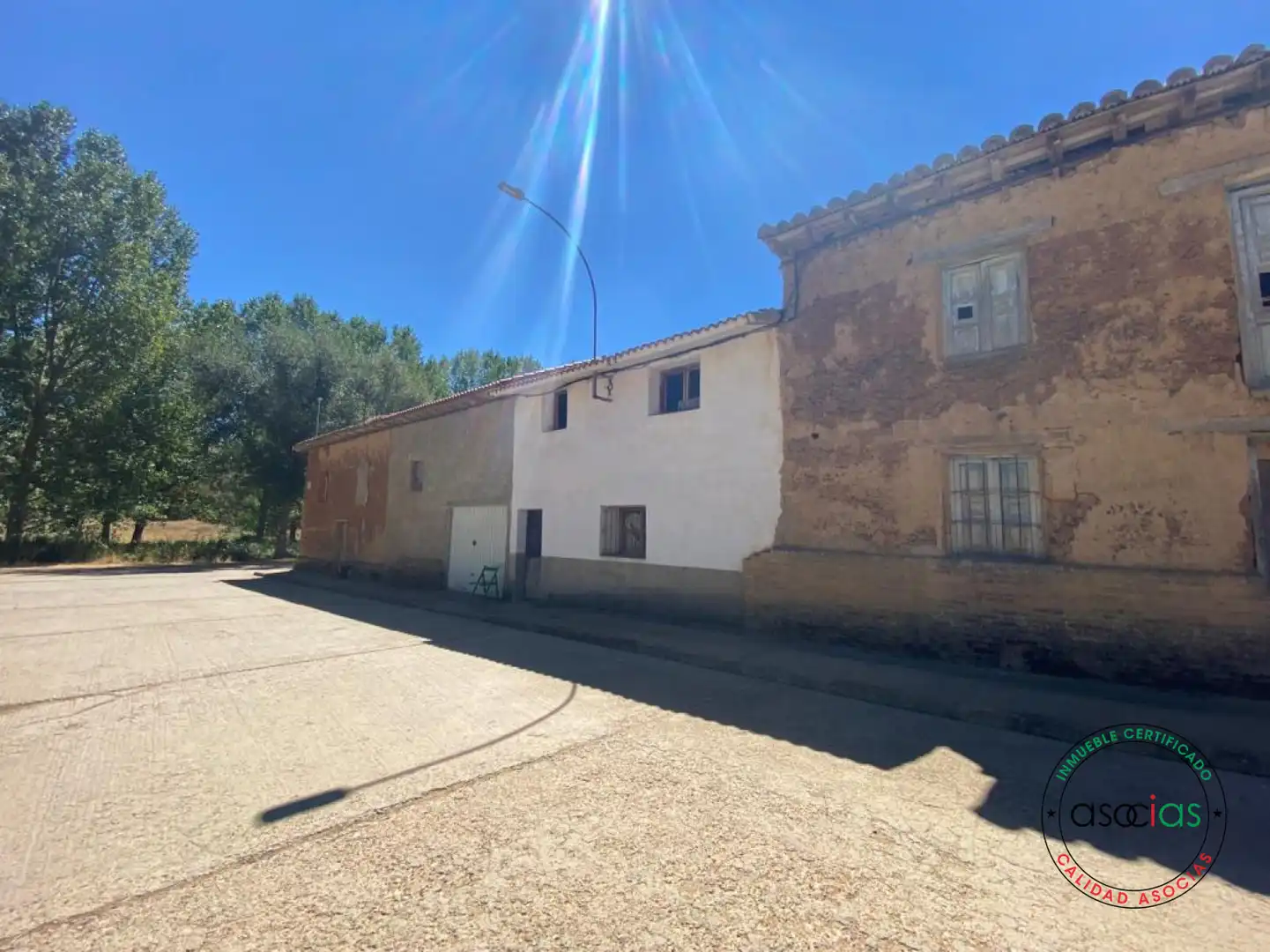 Vista exterior de Casa adosada en venda en Vallecillo