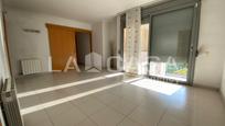 Exterior view of Flat for sale in Santa Coloma de Gramenet  with Balcony