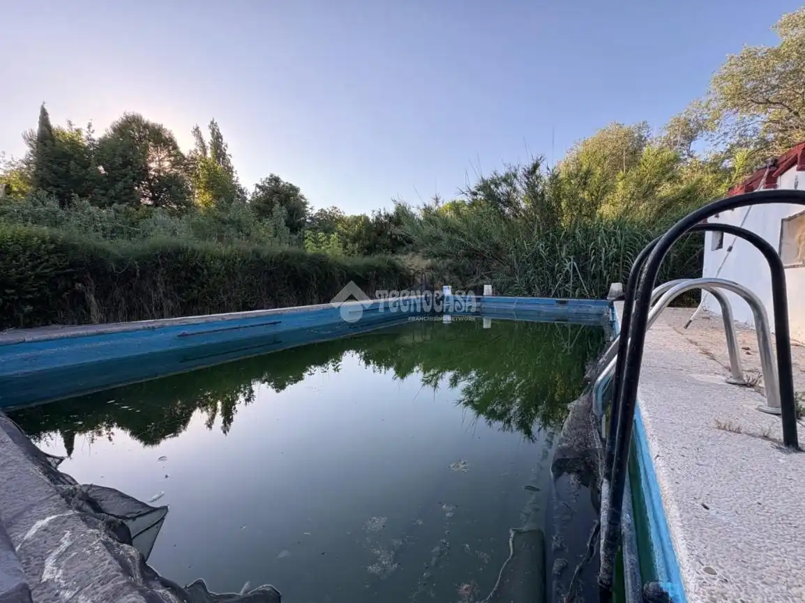 Piscina de Finca rústica en venda en Jaén amb Traster i Piscina