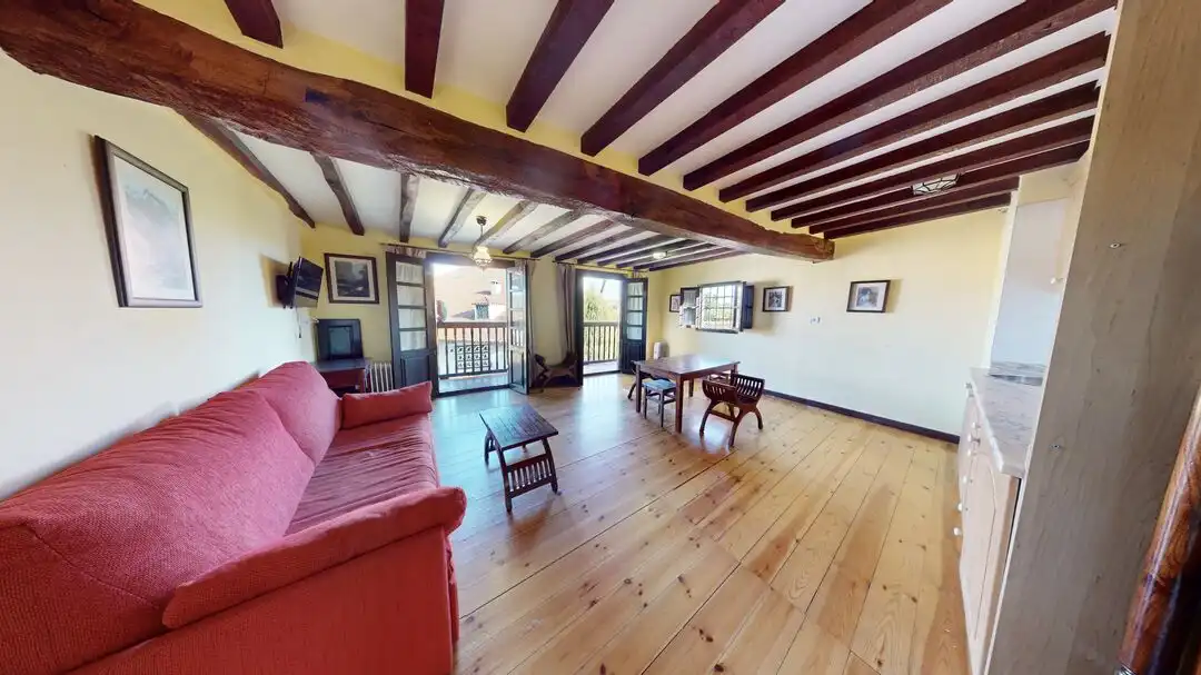 Sala d'estar de Dúplex en venda en Santillana del Mar