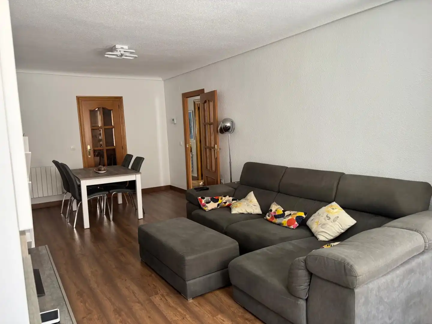 Sala d'estar de Pis en venda en  Albacete Capital amb Terrassa i Balcó