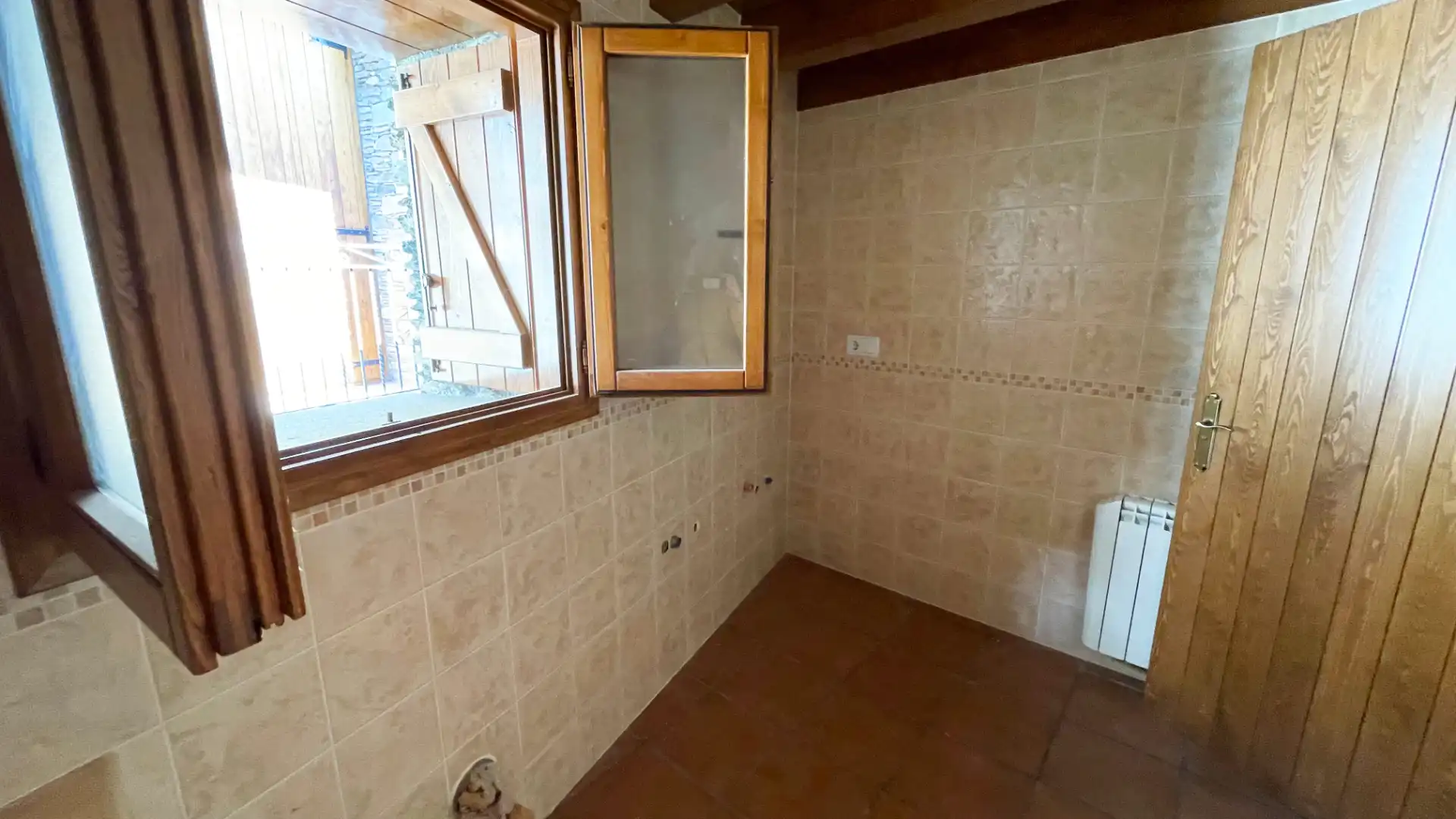 Cocina de Casa o chalet en venta en Rialp con Calefacción, Parquet y Balcón