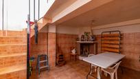 Casa adosada en venda en Peligros amb Terrassa i Balcó