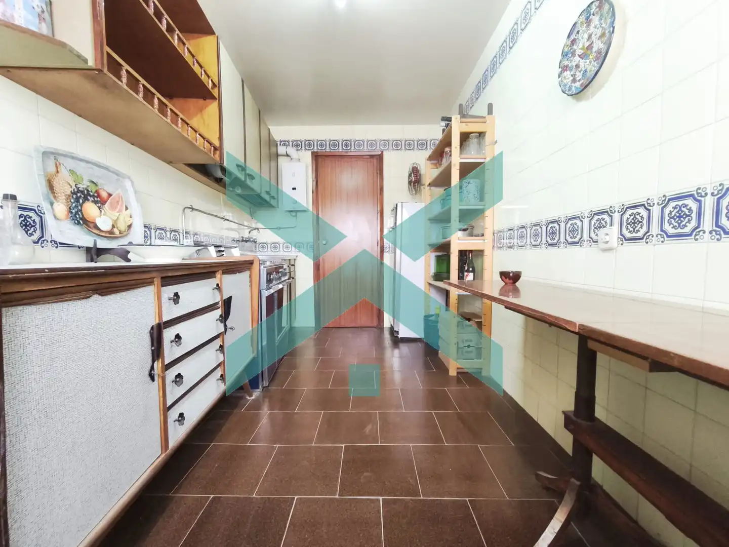 Cocina de Piso en venta en Lillo con Calefacción, Terraza y Amueblado
