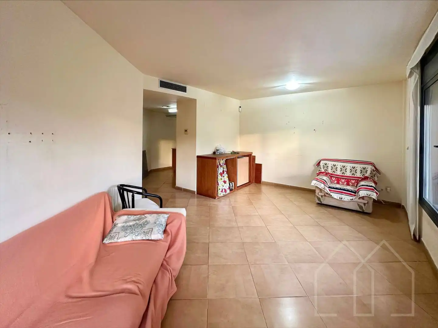 Living room of Flat for sale in Sant Feliu de Guíxols  with Air Conditioner, Heating and Terrace
