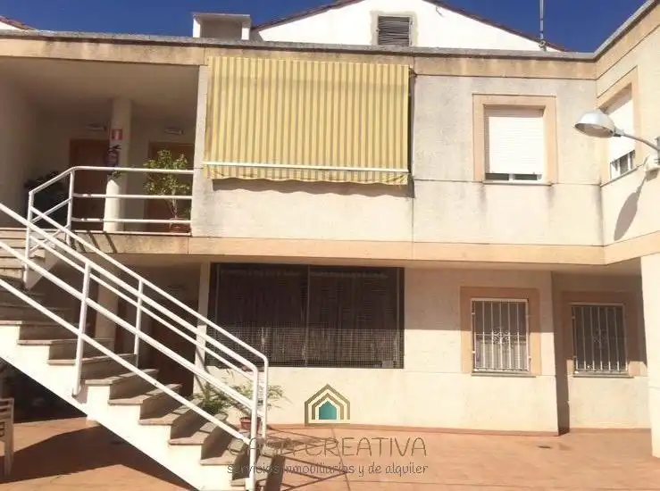 Vista exterior de Pis en venda en Antella