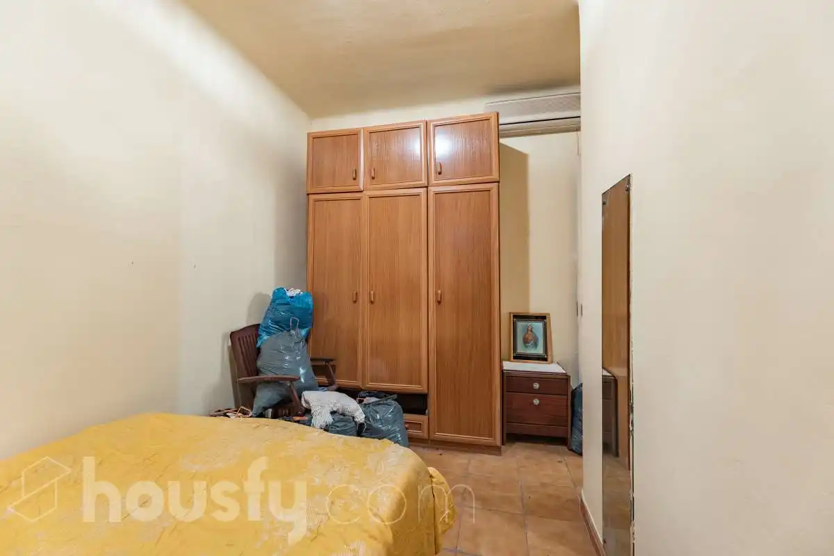 Habitación de Piso en venta en Barcelona con Amueblado