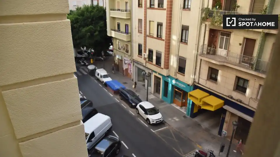 Vista exterior de Pis de lloguer en Valencia amb Aire condicionat, Calefacció i Moblat