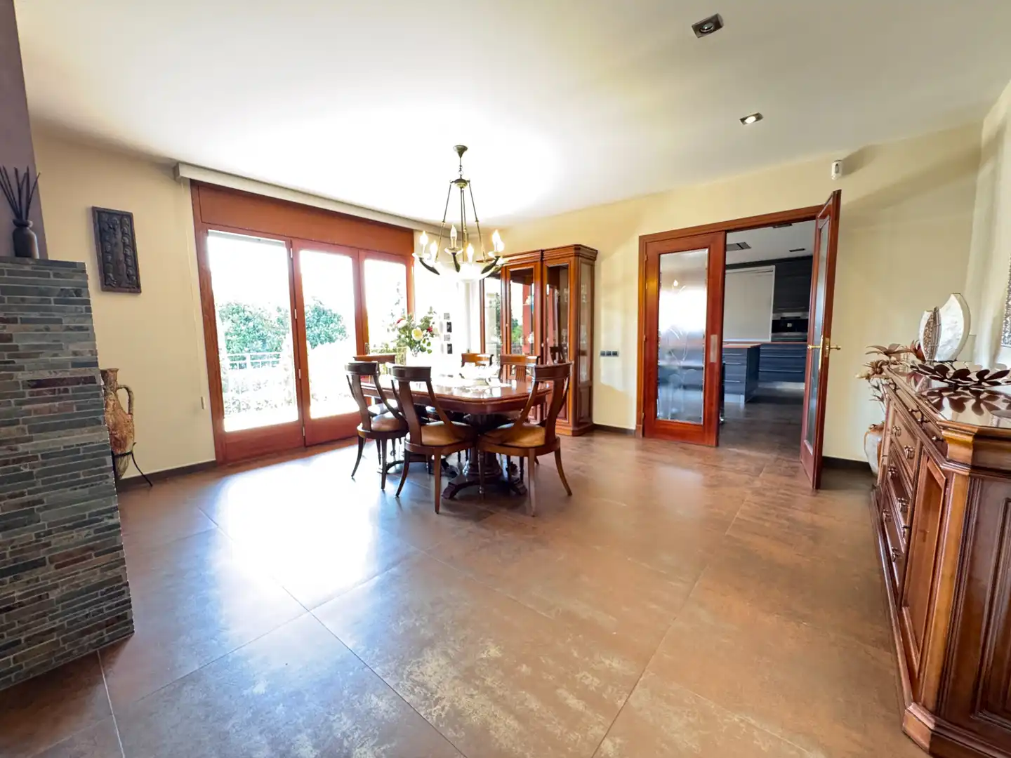 Menjador de Casa o xalet en venda en Cardedeu amb Aire condicionat, Calefacció i Jardí privat