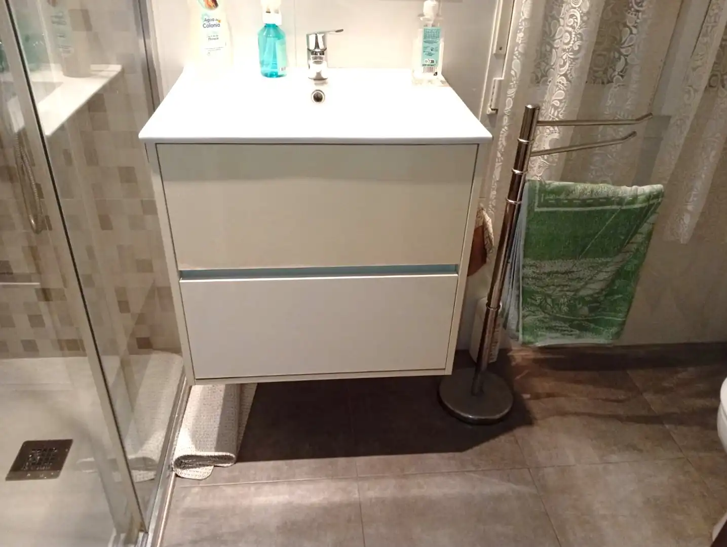 Baño de Piso en venta en Gijón  con Calefacción, Parquet y Terraza