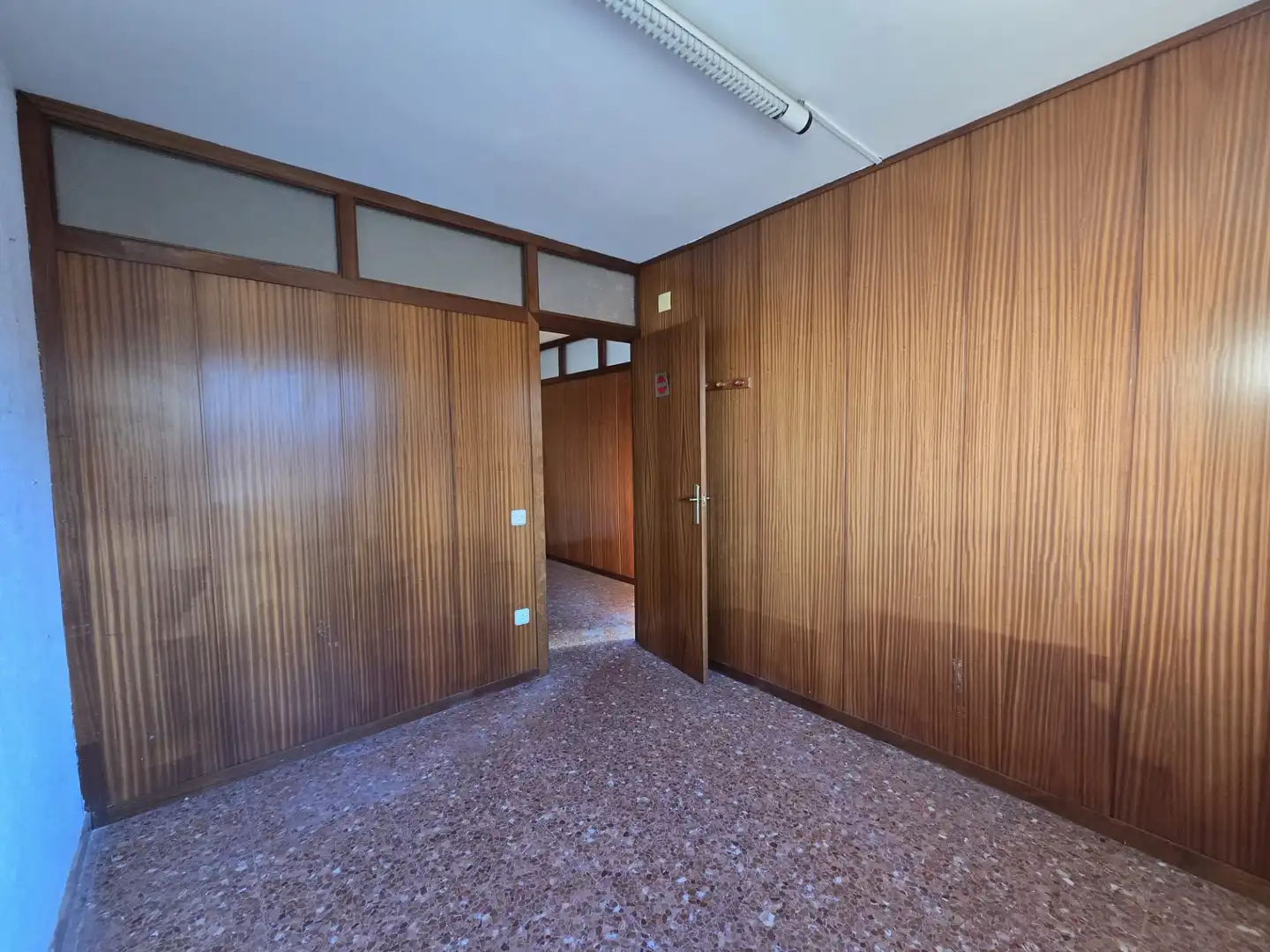 Office space with lift for sale in Carrer de Sant Roc, imagen 6
