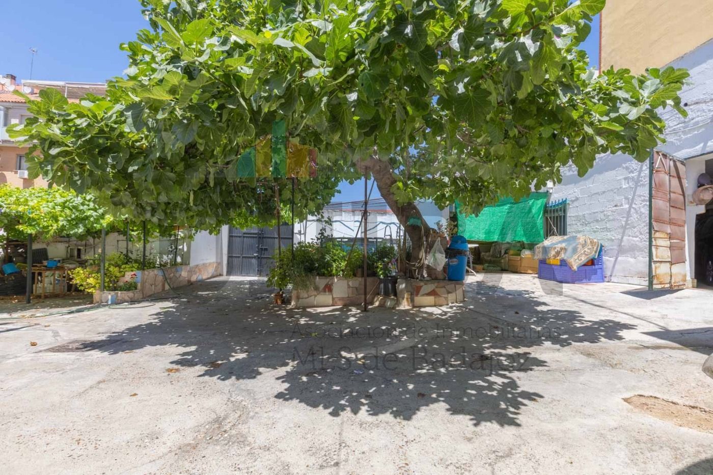Garden of House or chalet for sale in Badajoz Capital  with Air Conditioner, Terrace and Storage room