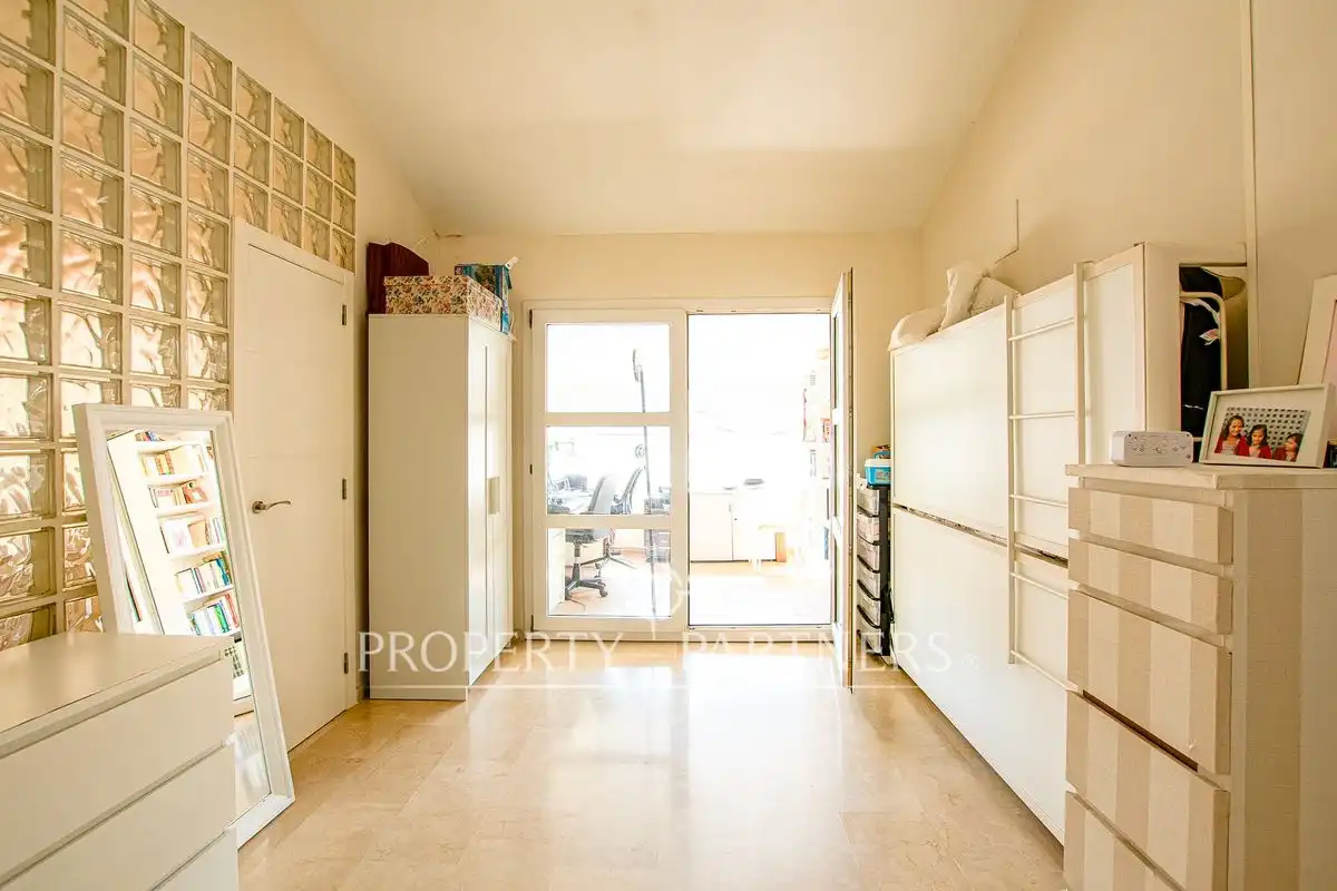 Casa adosada en venta en Rocafort con Aire acondicionado, Calefacción y Piscina