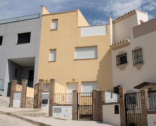 Vista exterior de Casa adosada en venda en Vélez-Málaga