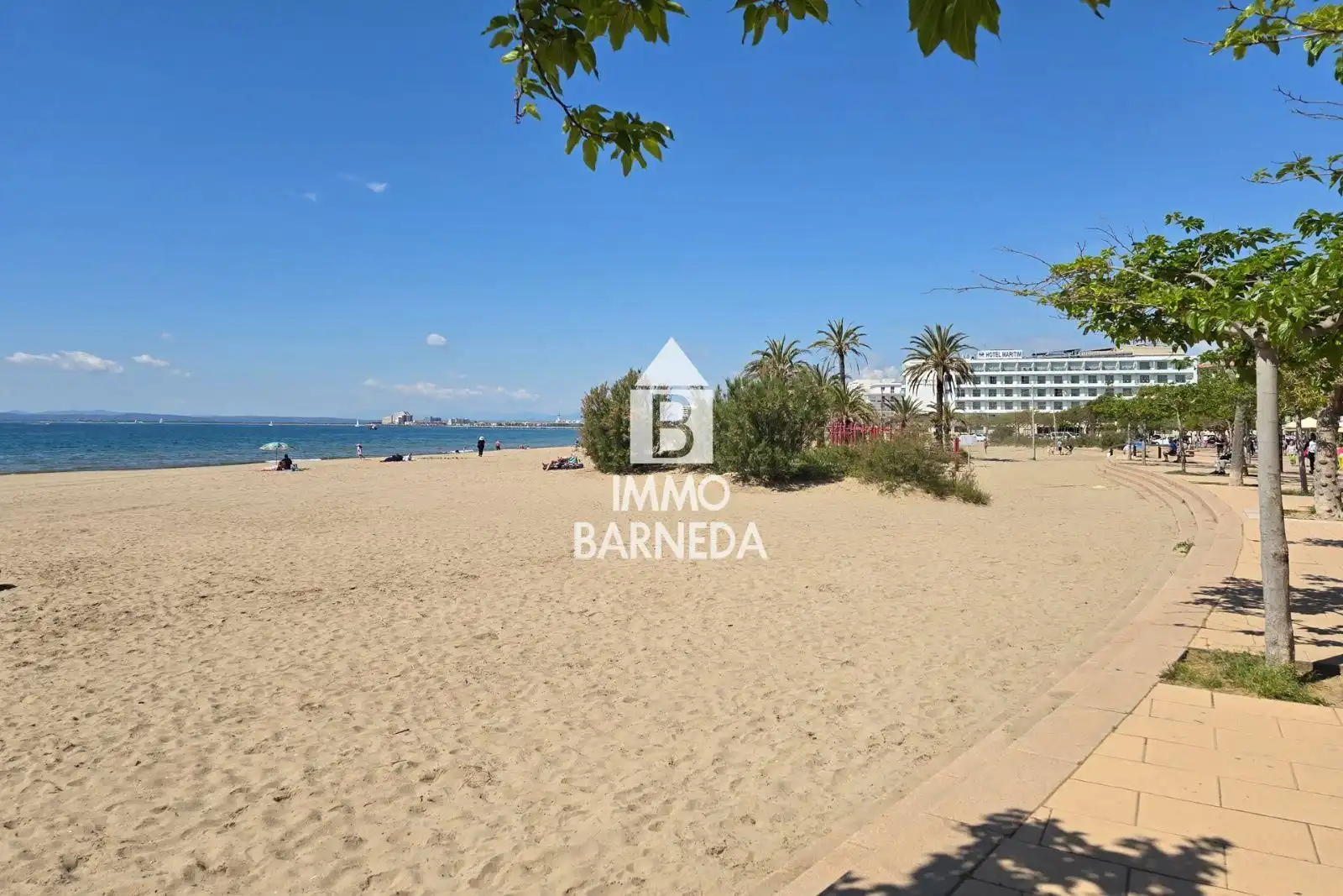 Exterior view of Flat for sale in Roses  with Air Conditioner, Heating and Terrace
