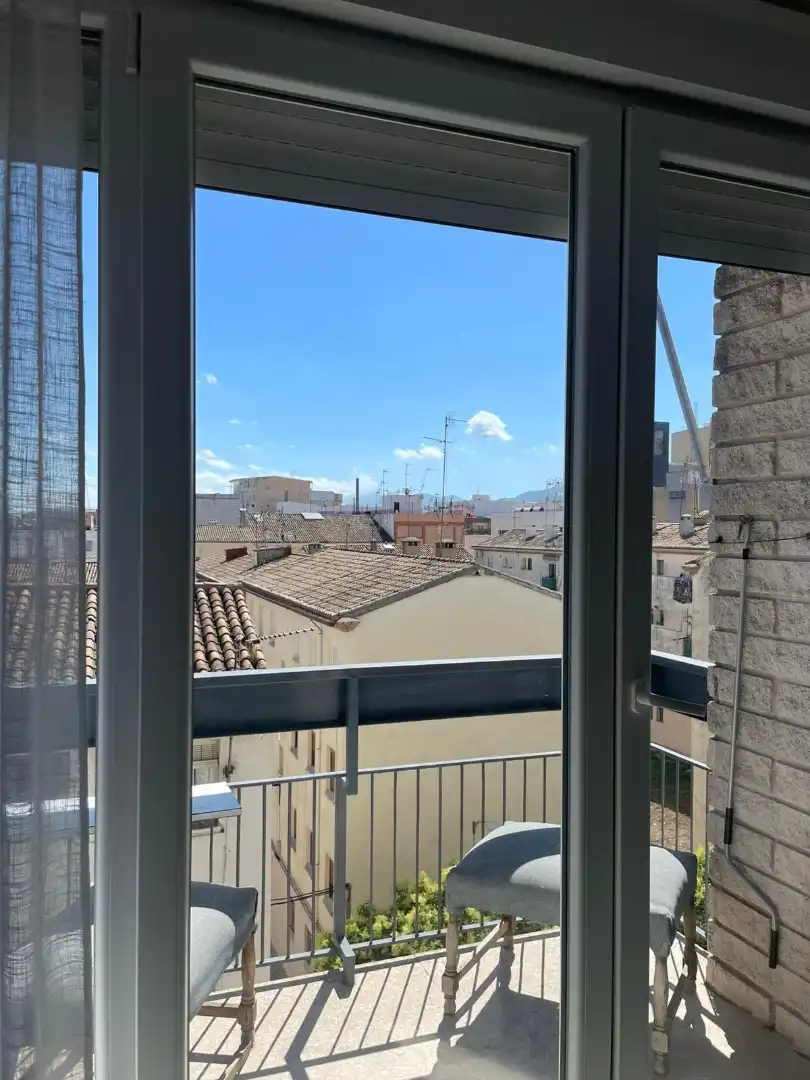 Vista exterior de Piso en venta en Ontinyent con Aire acondicionado, Parquet y Amueblado