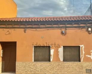 Vista exterior de Casa o xalet en venda en Cartagena amb Terrassa, Traster i Moblat