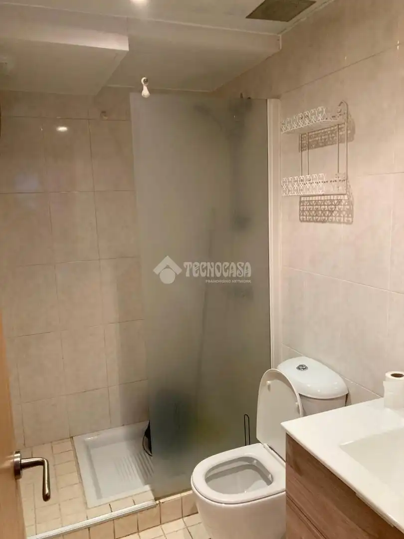 Bathroom of Flat for sale in Manresa