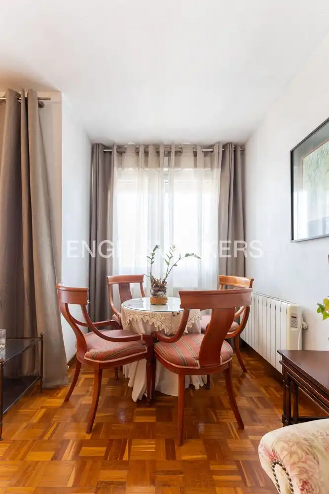 Dining room of Flat for rent in Valencia  with Air Conditioner, Heating and Parquet flooring