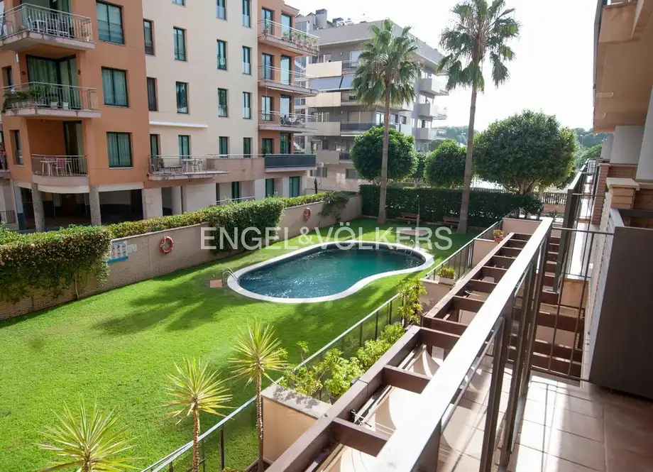 Exterior view of Duplexes for sale in Cambrils  with Air Conditioner, Heating and Terrace