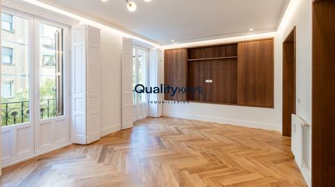 Foto 2 de Piso en venta en Calle del General Díaz Porlier, Lista, Madrid