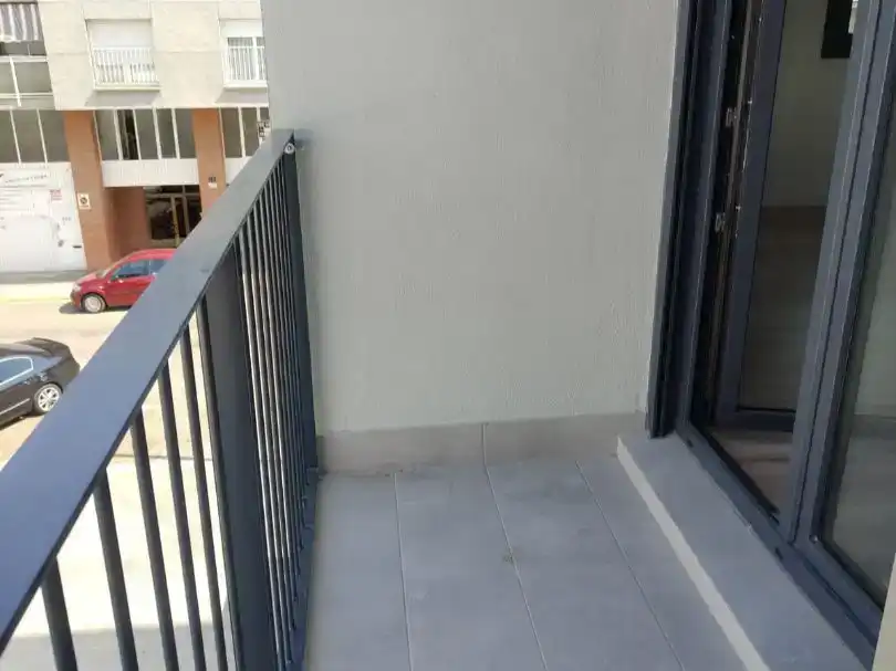Terrassa de Pis de lloguer en  Lleida Capital amb Aire condicionat, Piscina i Balcó