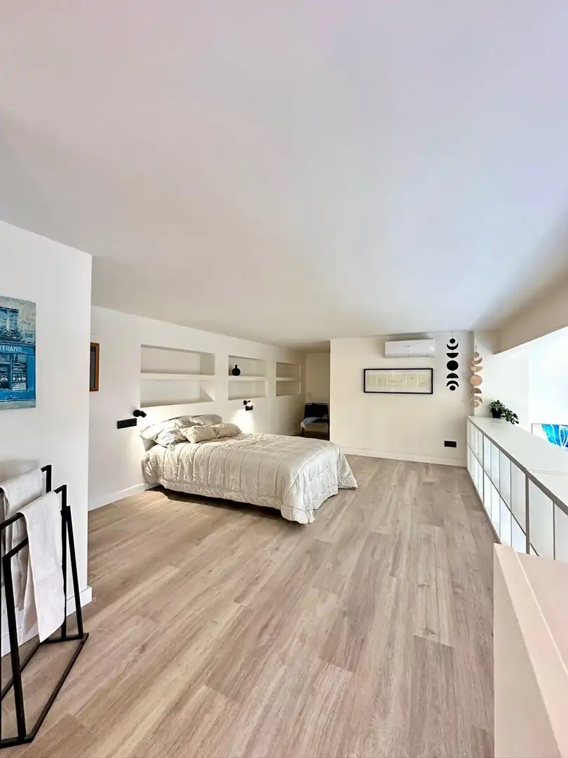Dormitori de Loft en venda en Montgat amb Aire condicionat i Moblat