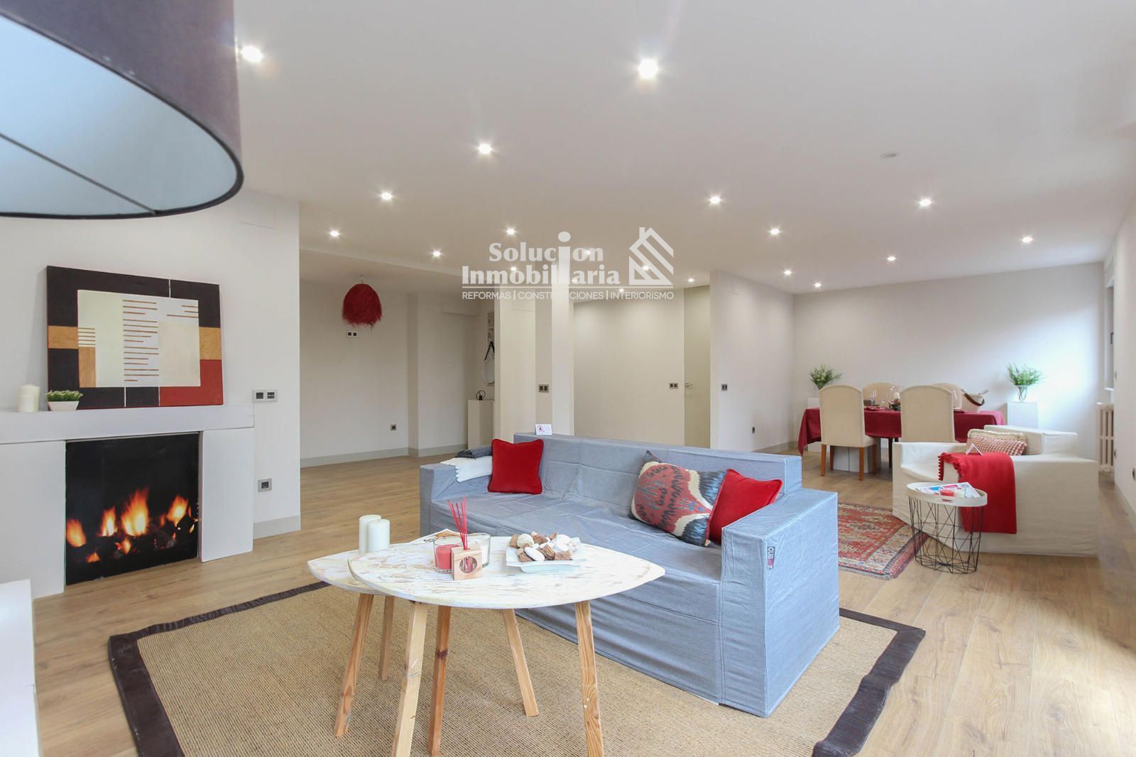 Sala d'estar de Pis en venda en Salamanca Capital amb Calefacció, Terrassa i Moblat