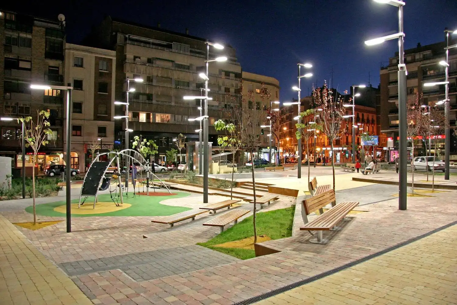 Außenansicht von Wohnung zum Verkauf in Madrid mit Klimaanlage, Heizung und Terrasse