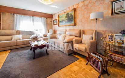 Living room of Flat for sale in  Madrid Capital  with Air Conditioner