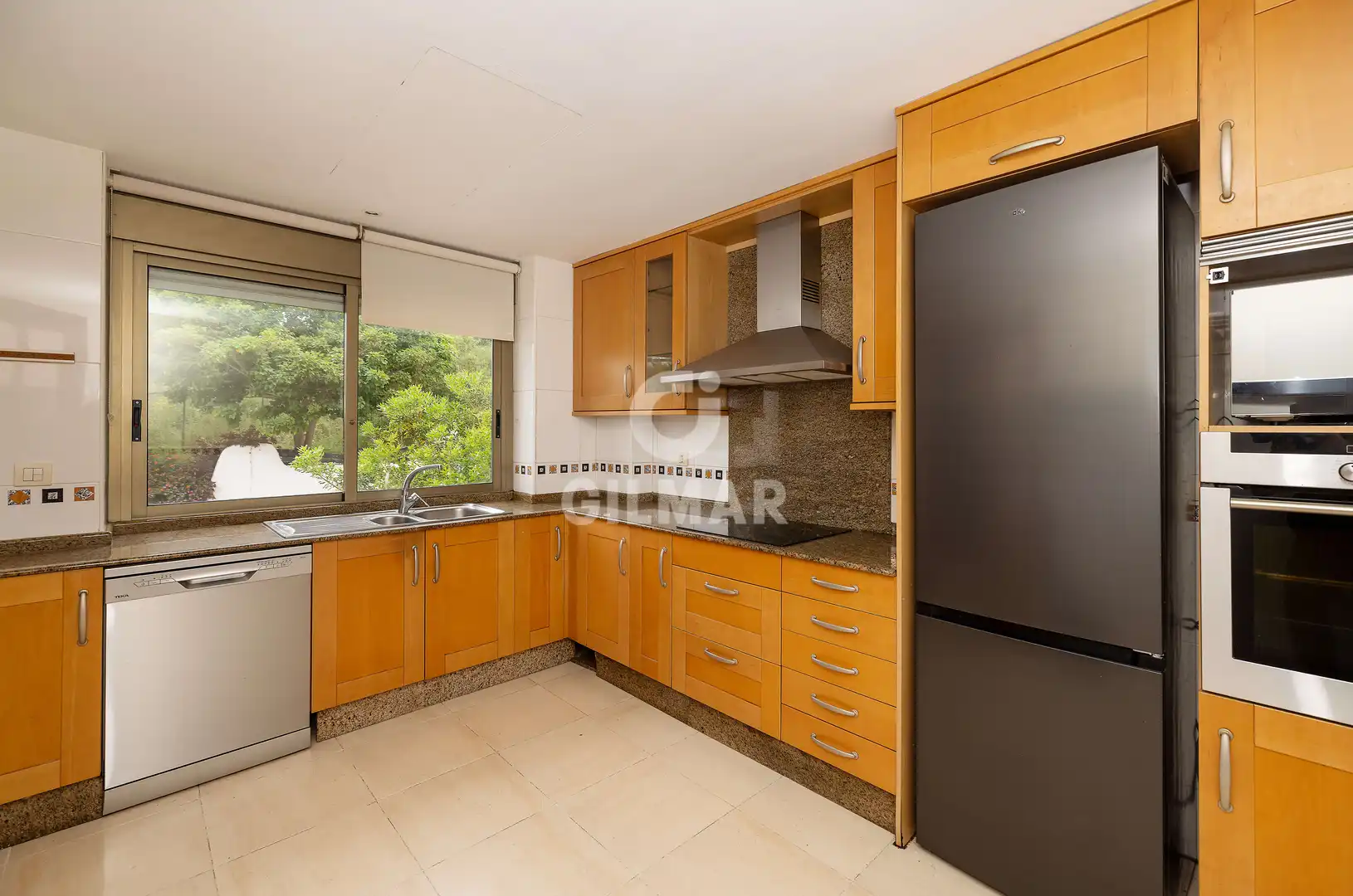 Cocina de Casa adosada en venta en Marbella con Calefacción, Jardín privado y Piscina