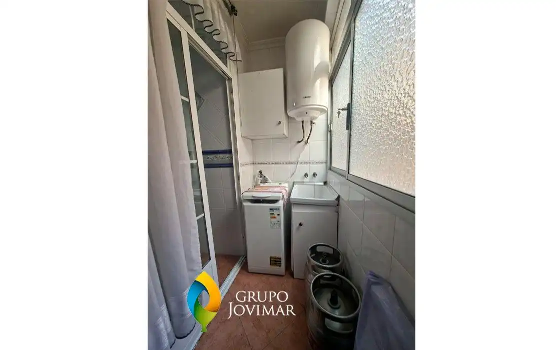 Cocina de Piso en venta en Guadix con Calefacción, Terraza y Amueblado