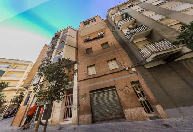 Piso en Venta en C/ Jardi en La Florida