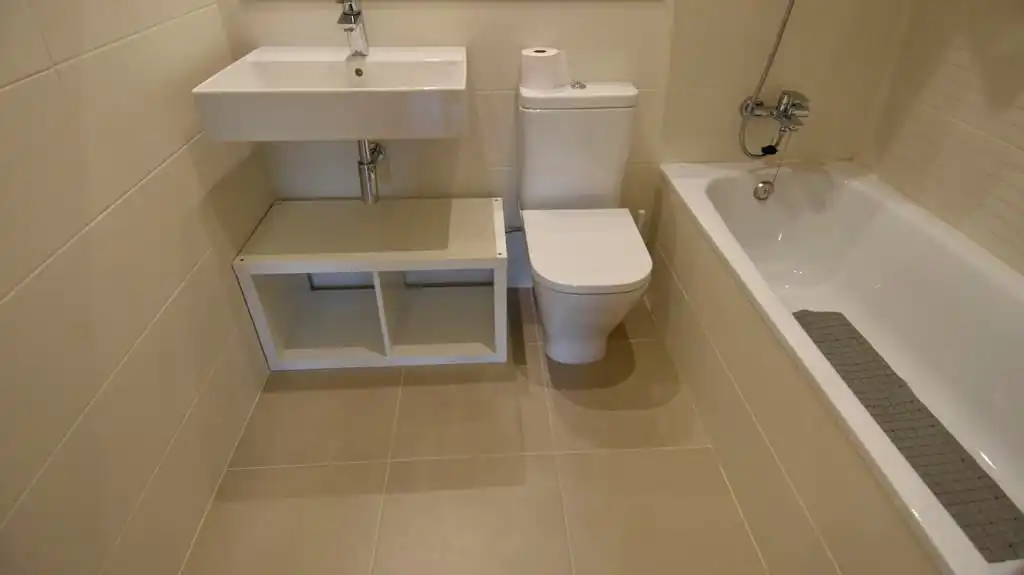Badezimmer von Wohnung zur Miete in Domeny