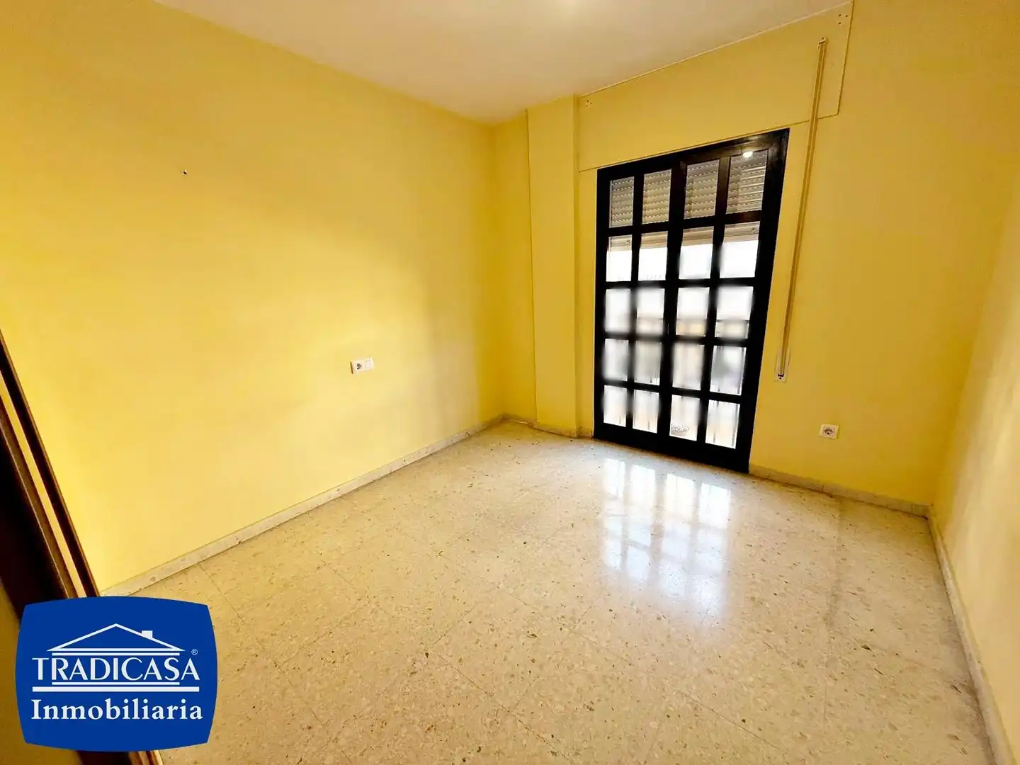 Flat for sale in Jerez de la Frontera  with Air Conditioner and Balcony