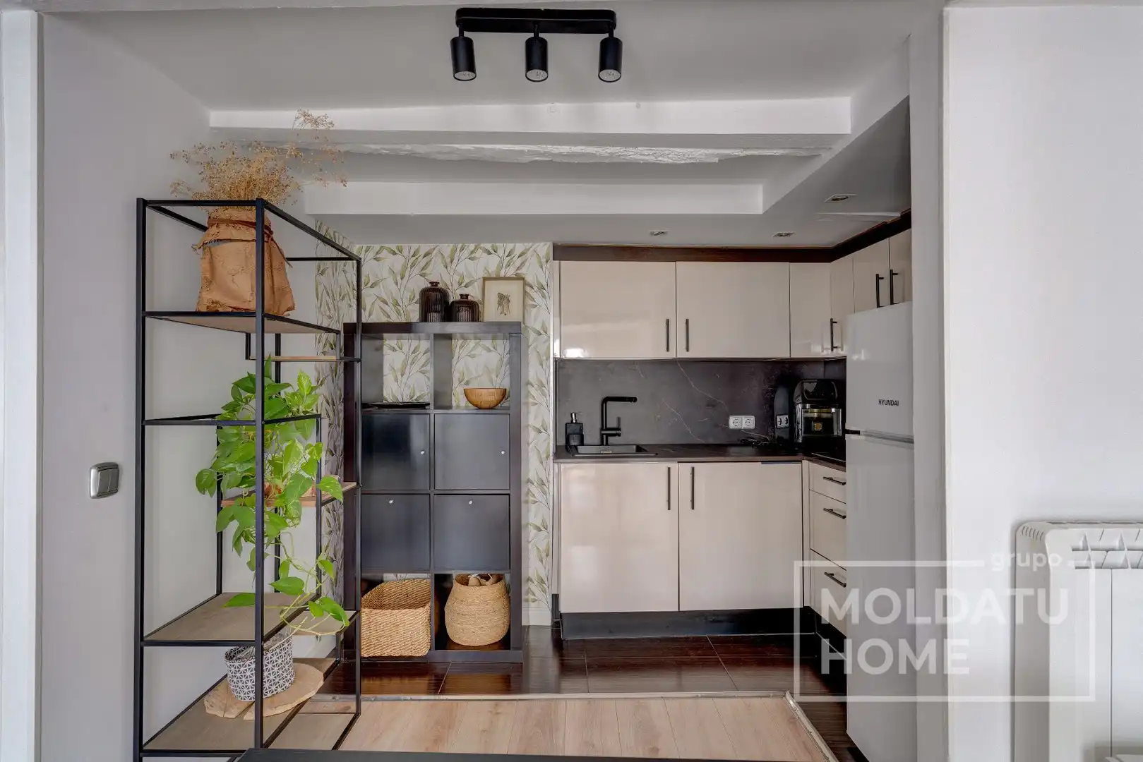 Kitchen of Flat for sale in Parte Vieja