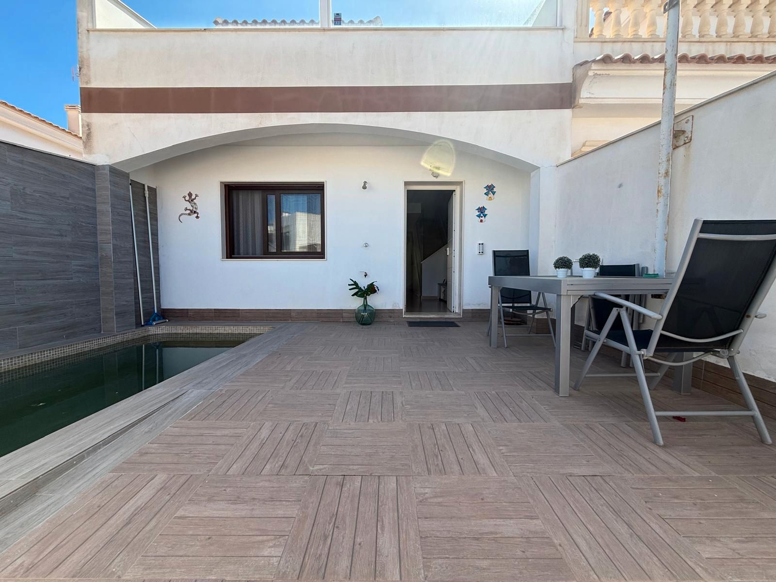 Piscina de Casa o xalet en venda en San Pedro del Pinatar amb Aire condicionat, Jardí privat i Piscina
