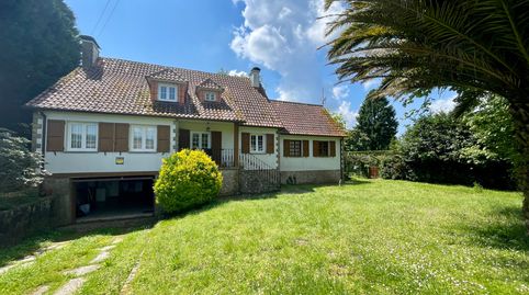 MAGNÍFICA CASA CON TERRENO EN TEO
