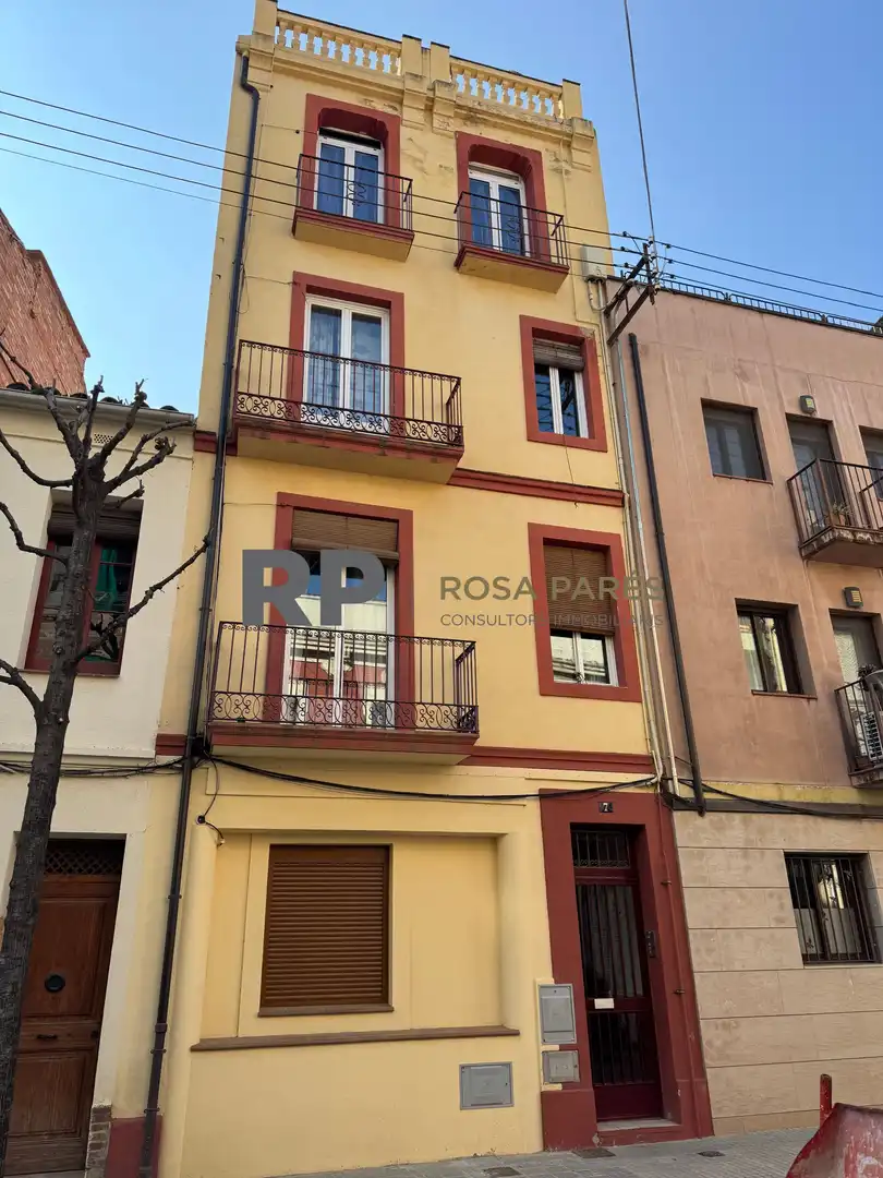 Vista exterior de Pis en venda en La Garriga amb Calefacció i Terrassa