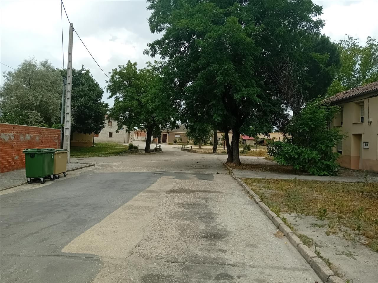 Vista exterior de Casa adosada en venda en Cuéllar amb Terrassa