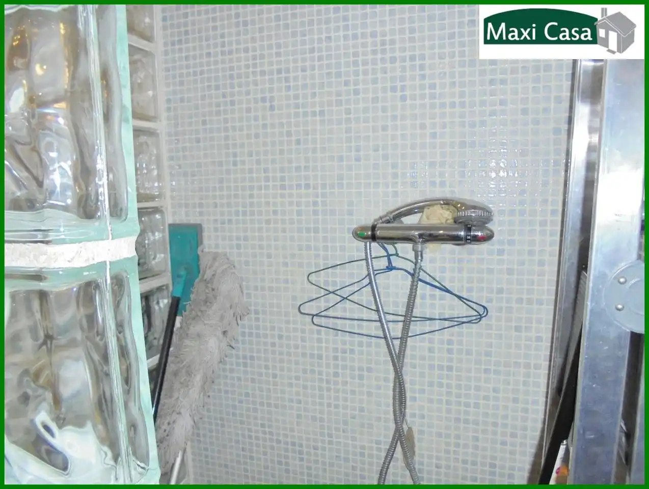 Baño de Local en venta en Barcelona