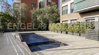 Swimming pool of Apartment for sale in Sant Cugat del Vallès  with Air Conditioner, Terrace and Swimming Pool